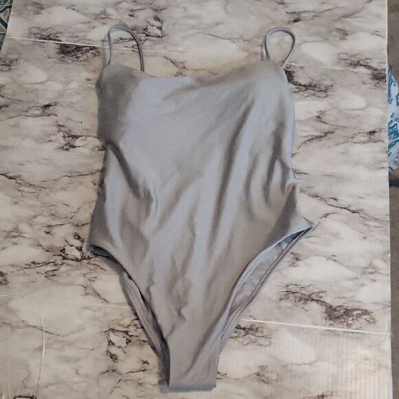 Shade And Shore Silver Color One Piece Women Swimsuit Size M 8-10 - Picture 3 of 14